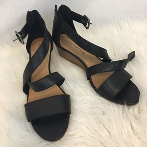 Lucky Brand Leather Strap Sandals